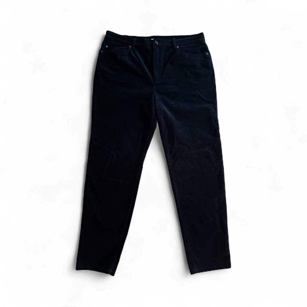 Eileen Fisher High Waist Slim Ankle Pant in Black Velvet